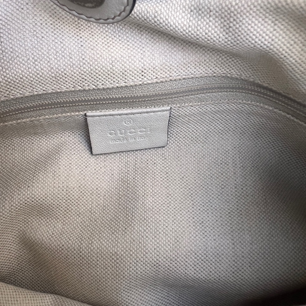 Gucci Woven Raffia Diamante Medium
Sukey Tote White - Picture 15 of 16